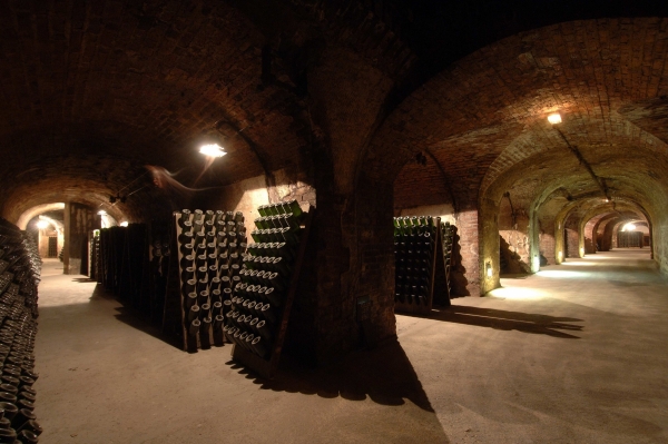 Champagne cellars, Avenue de Champagne, Épernay